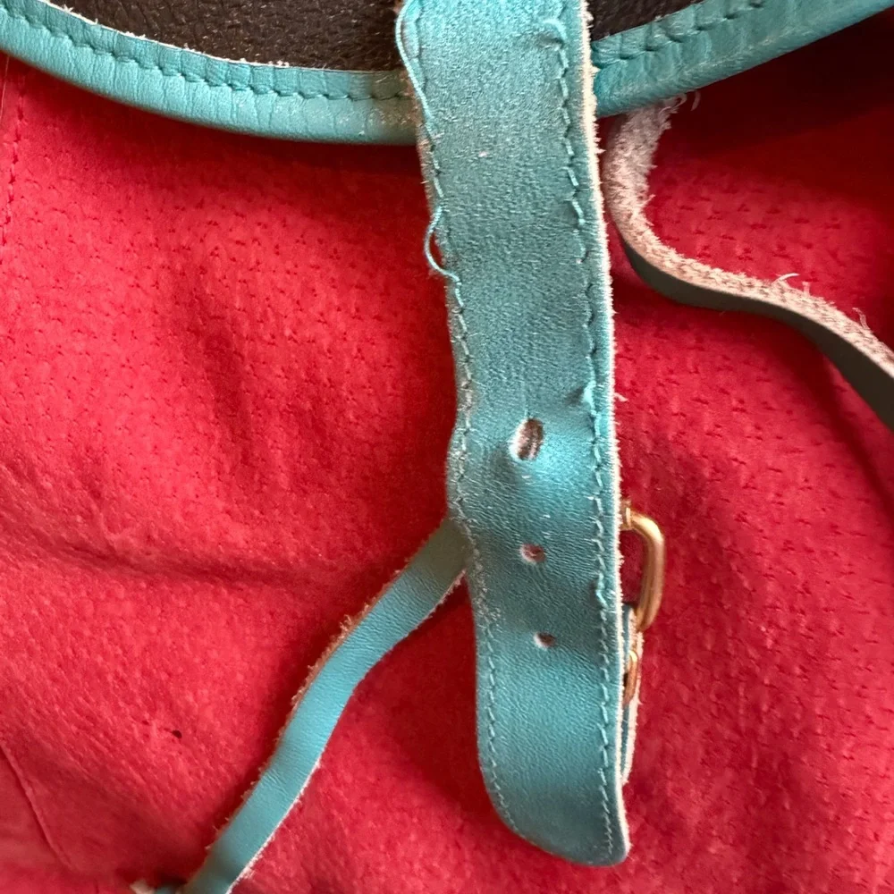unkown stylish red